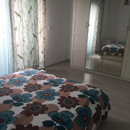 Luxury With Pool For Rent In Izmir Cesme Вилла Emin Sitesi