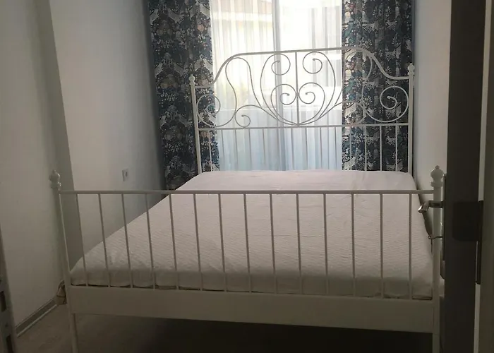 Luxury With Pool For Rent In Izmir Cesme 别墅